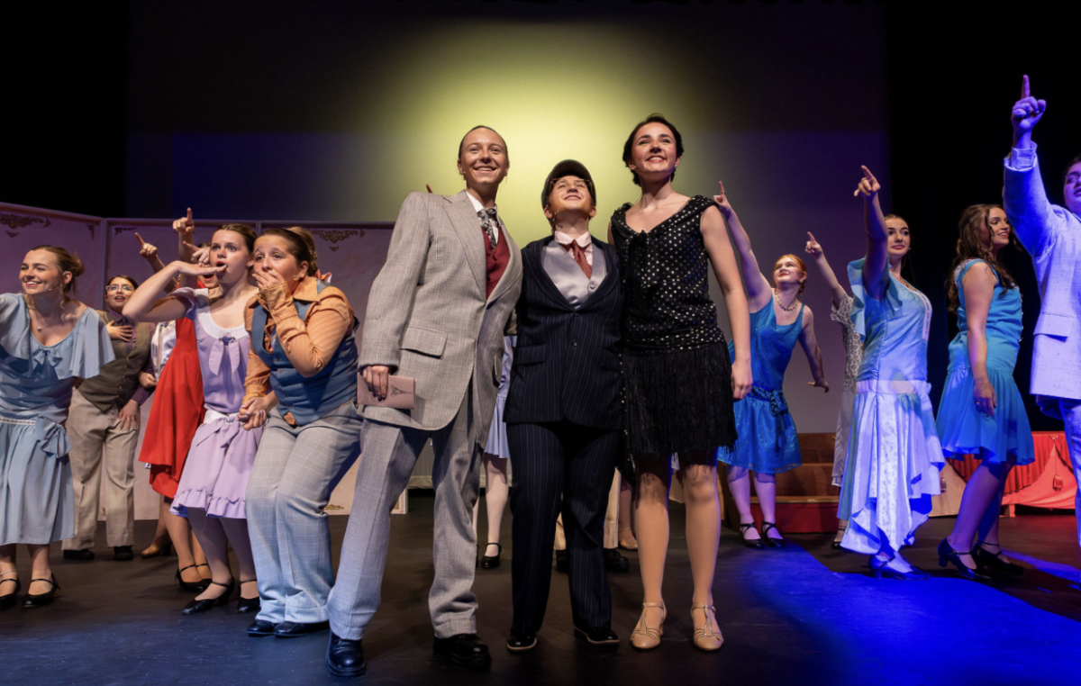 Cast of Anastasia on stage!